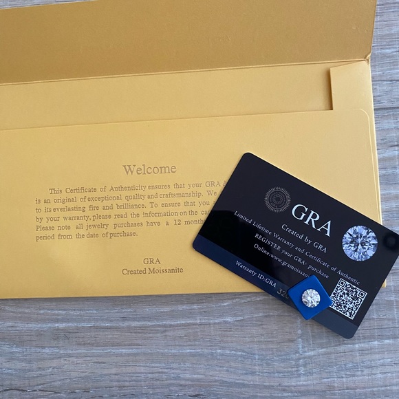 Grown moissanite stone diamond 2carat 8mm … - Picture 9 of 9